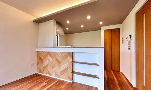 岡山市北区尾上Ⅰ期～２面バルコニーや書斎を取り入れた上質なデザイン～
