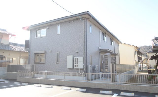 【岡山市北区・新築】ペットと暮らす2LDK「ユアメゾン一宮Ｎ」募集開始！ネット無料＆一宮駅徒歩8分