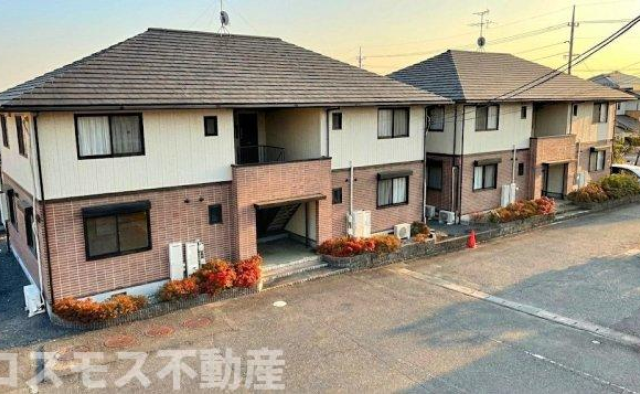 【岡山市北区】備前一宮駅徒歩6分！専用庭＆駐車場2台可の2LDK「グリフィンドールA」